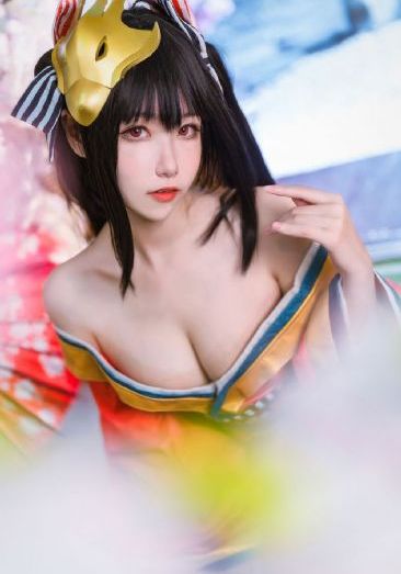 不扣钮扣的女孩