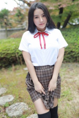 女大学生