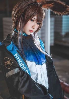 王曼昱