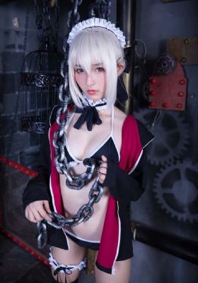 固定手脚的痒女生的脚心