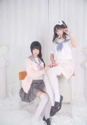 年轻的女教师2